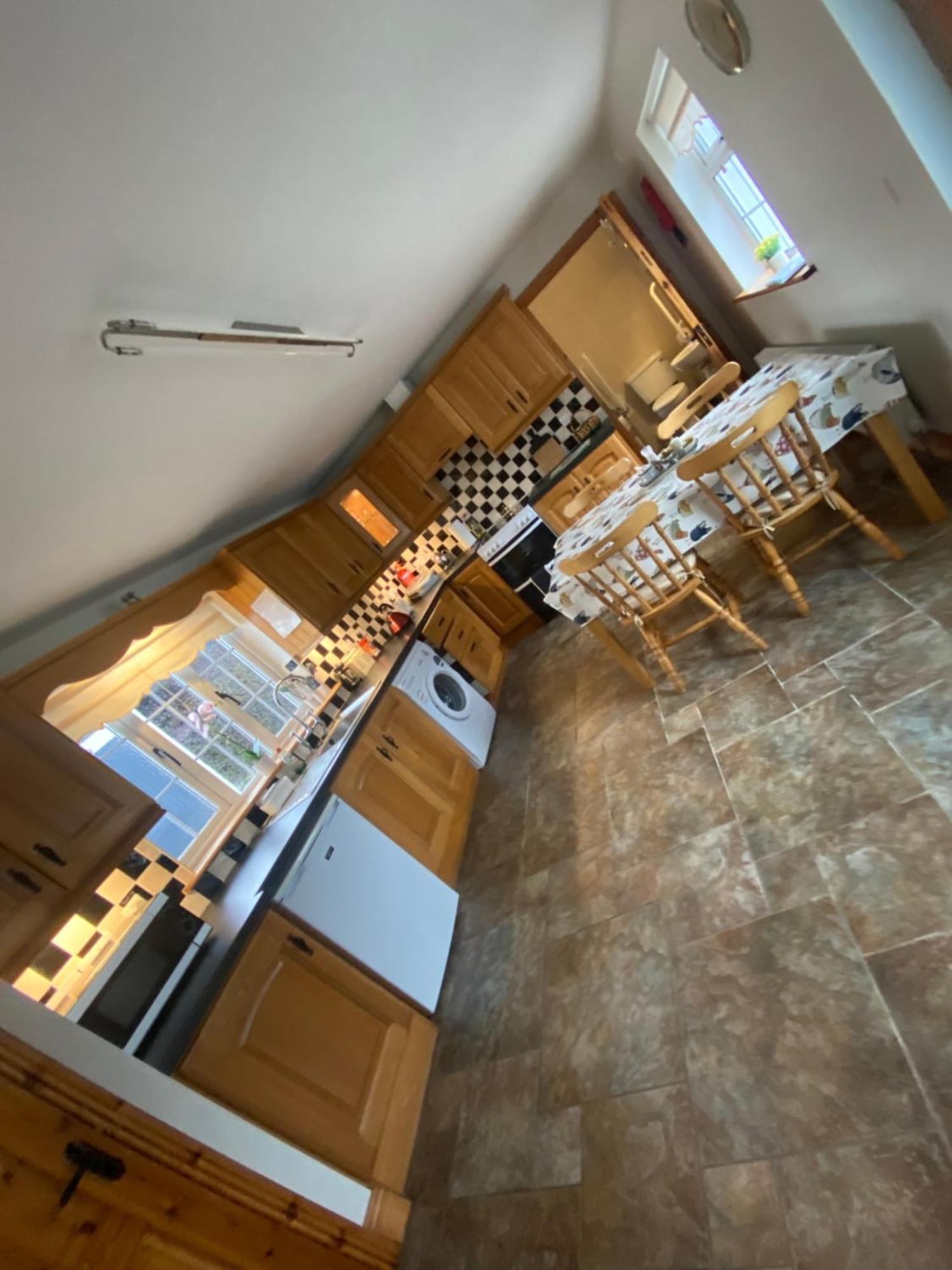 Cheerful 3 Bedroom Country Farm House Ennis Zewnętrze zdjęcie