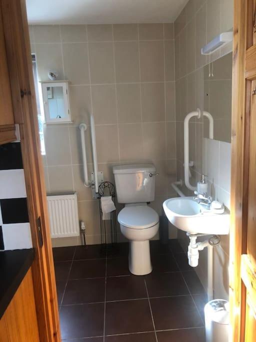 Cheerful 3 Bedroom Country Farm House Ennis Zewnętrze zdjęcie